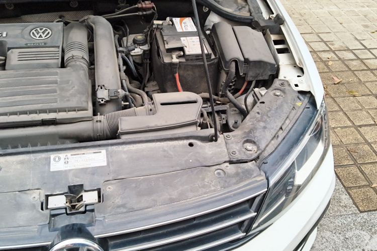 Used Volkswagen Sagitar 2018 280TSI DSG Ignite Edition Engine Bay Left