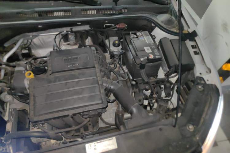 Used Volkswagen Sagitar 2018 1.6L Automatic Comfort Model Engine Bay Left