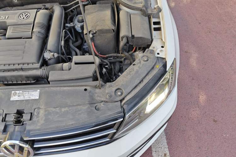 Used Volkswagen Sagitar 2018 280TSI DSG Ignite Edition Engine Bay Left