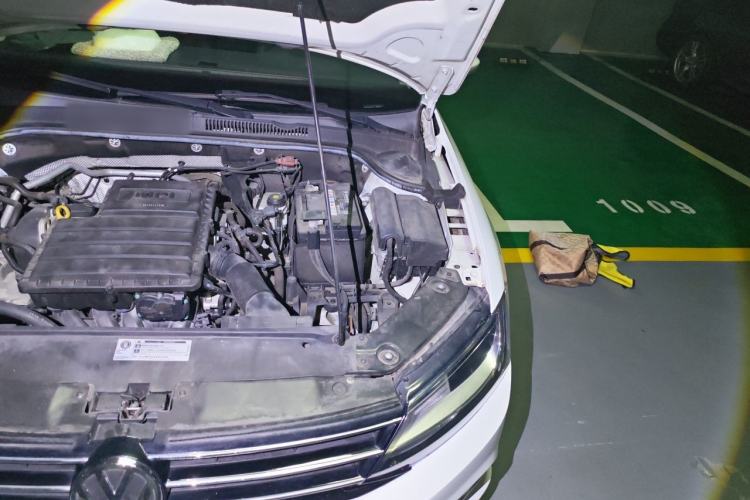 Used Volkswagen Sagitar 2018 1.6L Automatic Comfort Model Engine Bay Left