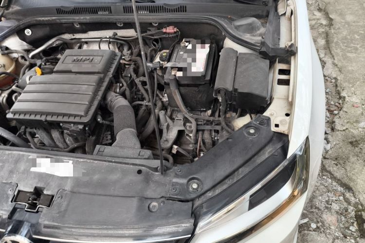 Used Volkswagen Sagitar 2018 1.6L Automatic Comfort Model Engine Bay Left