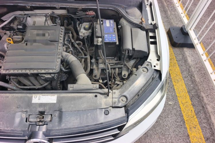 Used Volkswagen Sagitar 2018 1.6L Automatic Comfort Model Engine Bay Left