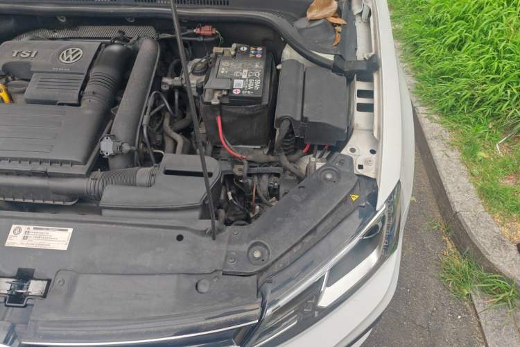 Used Volkswagen Sagitar 2018 280TSI DSG Ignite Edition Engine Bay Left