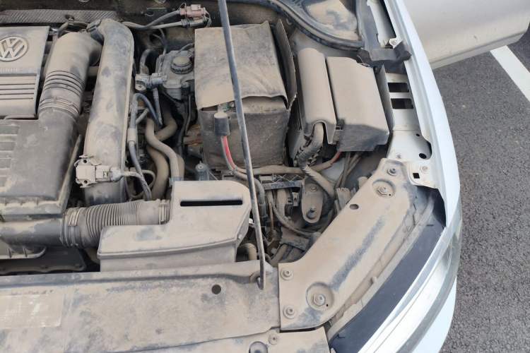 Used Volkswagen Sagitar 2018 280TSI DSG Comfort Model Engine Bay Left