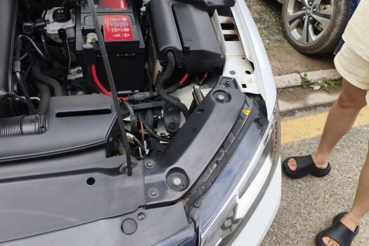 Used Volkswagen Sagitar 2018 280TSI DSG Ignite Edition Engine Bay Left