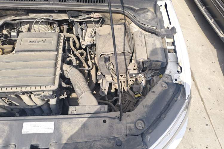 Used Volkswagen Sagitar 2018 1.6L Automatic Comfort Model Engine Bay Left