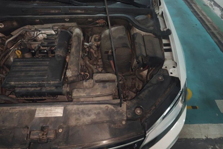 Used Volkswagen Sagitar 2018 180TSI DSG Prestige Edition Engine Bay Left