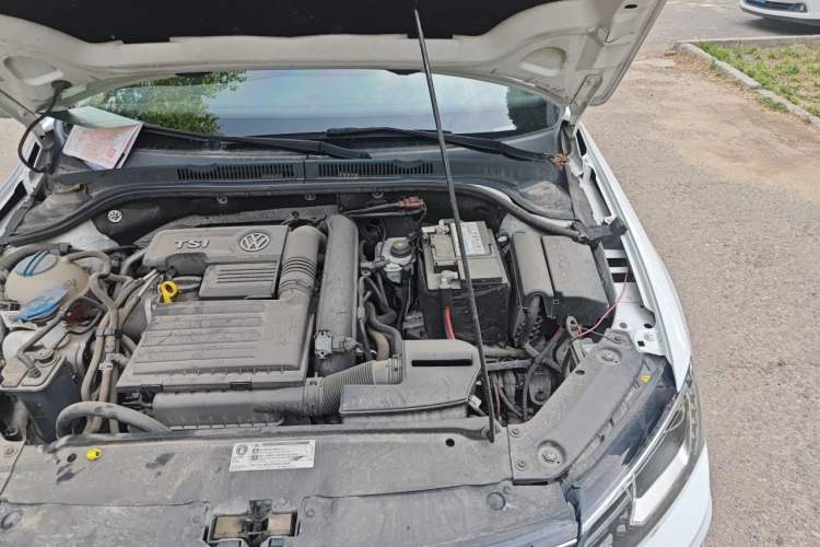 Used Volkswagen Sagitar 2018 280TSI DSG Ignite Edition Engine Bay Left