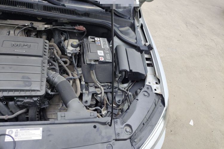 Used Volkswagen Sagitar 2018 1.6L Automatic Comfort Model Engine Bay Left