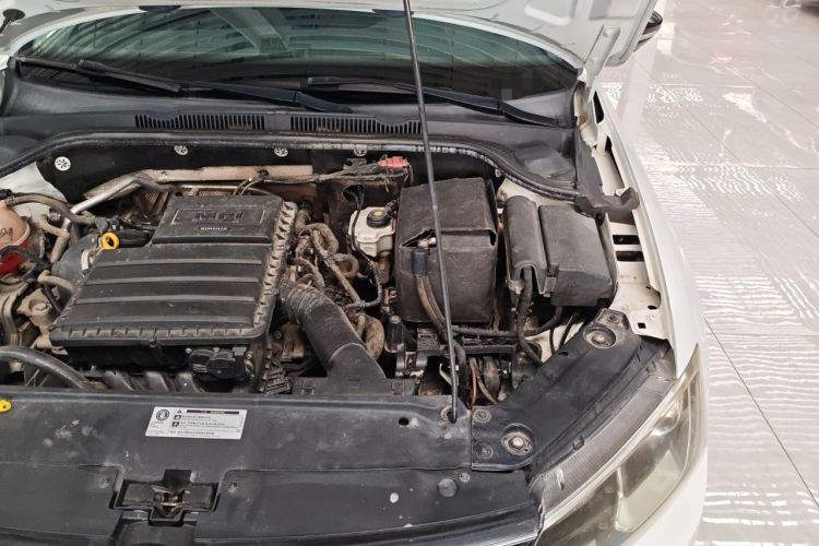 Used Volkswagen Sagitar 2018 1.6L Manual Comfort Model Engine Bay Left
