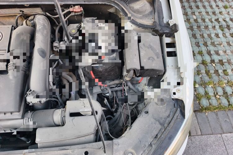 Used Volkswagen Sagitar 2018 280TSI DSG Comfort Model Engine Bay Left