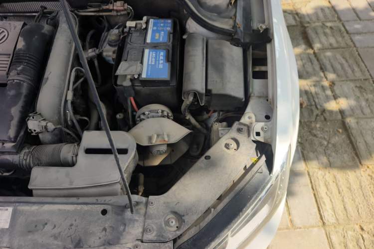 Used Volkswagen Sagitar 2018 280TSI DSG Luxury Model Engine Bay Left