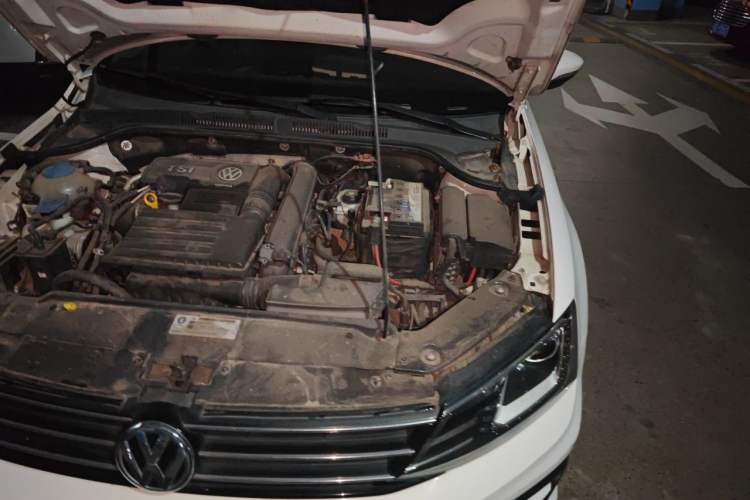Used Volkswagen Sagitar 2018 280TSI DSG Ignite Edition Engine Bay Left