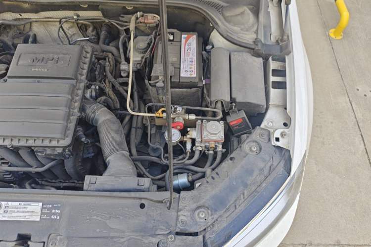 Used Volkswagen Sagitar 2018 1.6L Automatic Comfort Model Engine Bay Left
