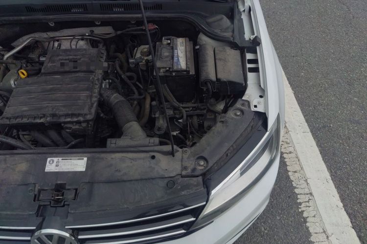Used Volkswagen Sagitar 2018 1.6L Automatic Comfort Model Engine Bay Left