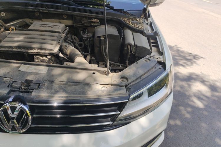 Used Volkswagen Sagitar 2018 1.6L Automatic Comfort Model Engine Bay Left