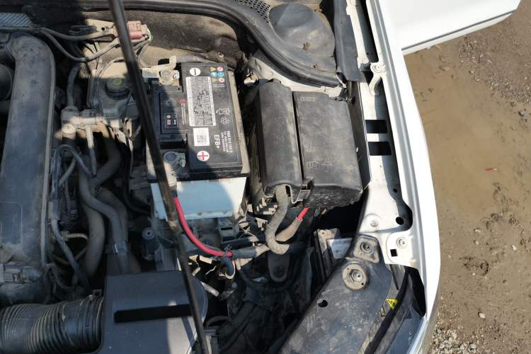 Used Volkswagen Sagitar 2018 280TSI DSG Ignite Edition Engine Bay Left
