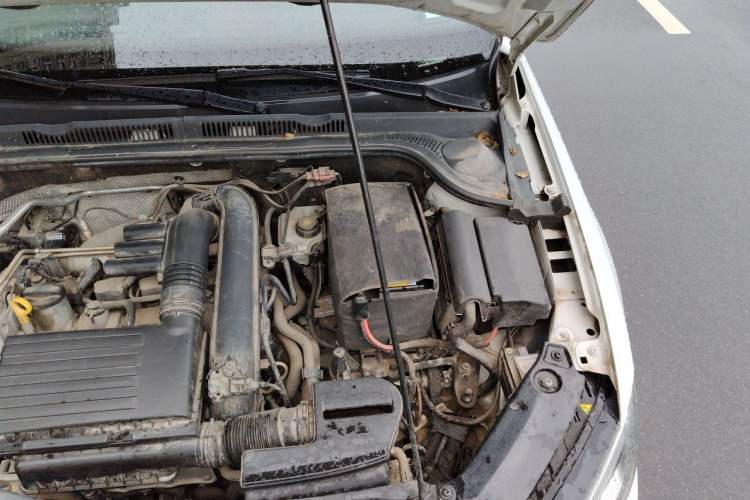Used Volkswagen Sagitar 2018 280TSI DSG Ignite Edition Engine Bay Left