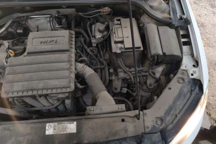 Used Volkswagen Sagitar 2018 1.6L Automatic Comfort Model Engine Bay Left