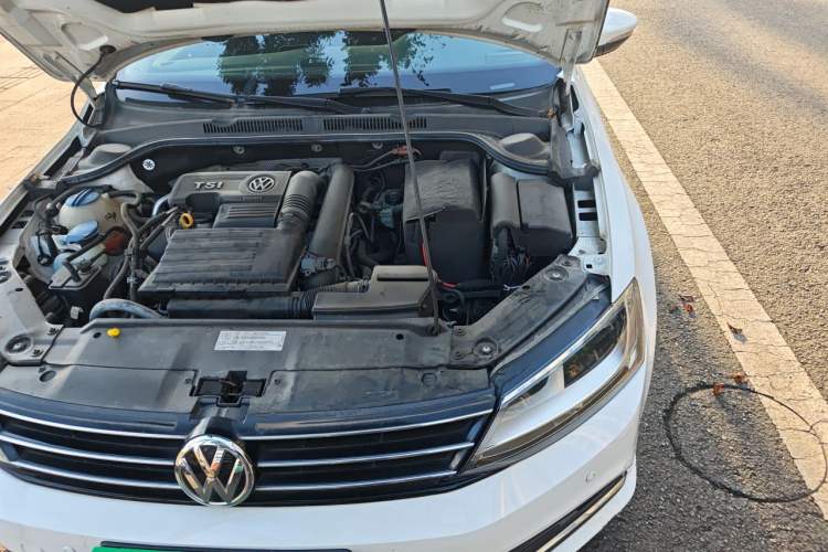 Used Volkswagen Sagitar 2018 180TSI DSG Prestige Edition Engine Bay Left