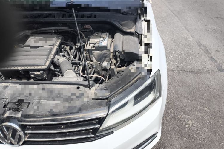 Used Volkswagen Sagitar 2018 1.6L Automatic Comfort Model Engine Bay Left