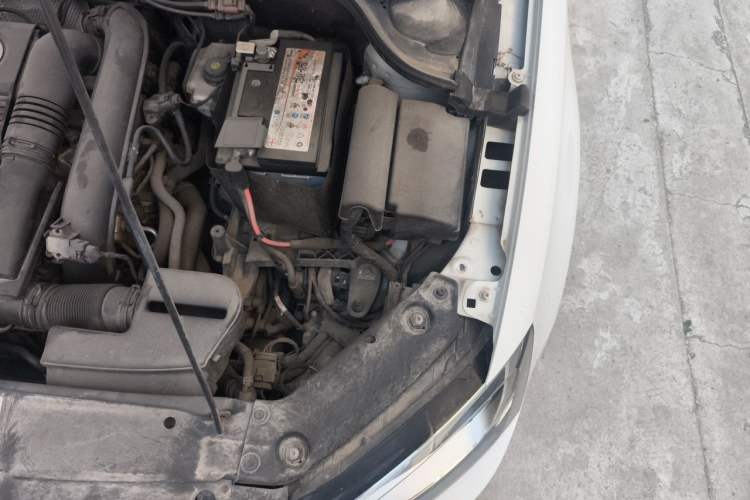 Used Volkswagen Sagitar 2018 180TSI DSG Prestige Edition Engine Bay Left
