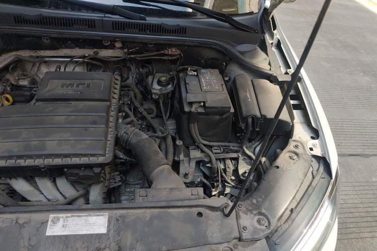 Used Volkswagen Sagitar 2018 1.6L Automatic Comfort Model Engine Bay Left