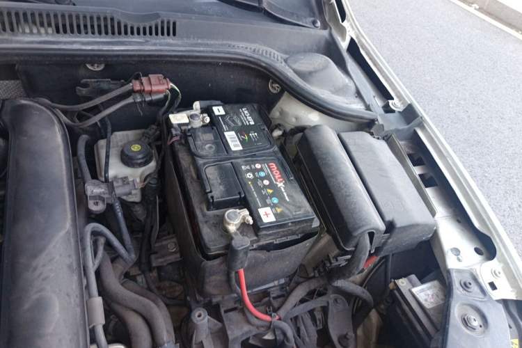 Used Volkswagen Sagitar 2018 280TSI DSG Ignite Edition Engine Bay Left