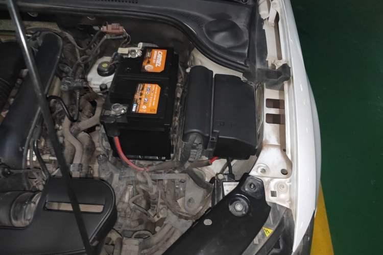 Used Volkswagen Sagitar 2018 280TSI DSG Ignite Edition Engine Bay Left