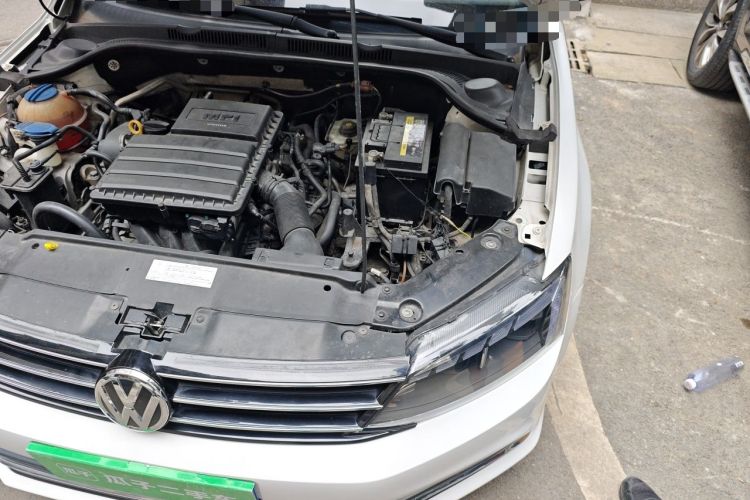 Used Volkswagen Sagitar 2018 1.6L Automatic Comfort Model Engine Bay Left
