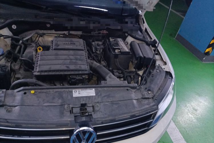 Used Volkswagen Sagitar 2018 1.6L Automatic Comfort Model Engine Bay Left