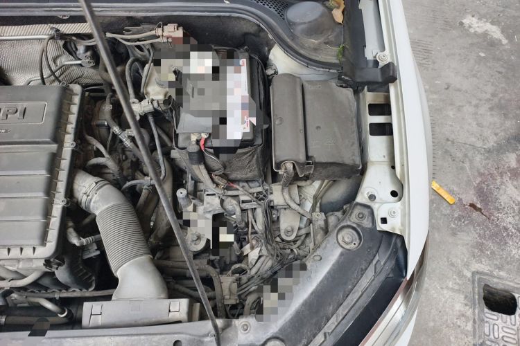 Used Volkswagen Sagitar 2018 1.6L Automatic Comfort Model Engine Bay Left