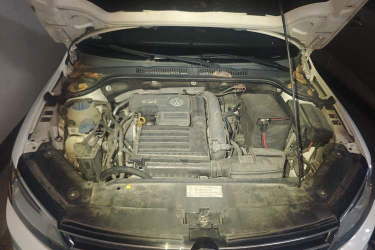 Used Volkswagen Sagitar 2018 180TSI DSG Prestige Edition Engine Bay
