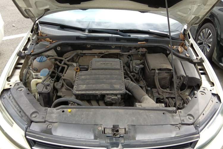 Used Volkswagen Sagitar 2018 1.6L Automatic Comfort Model Engine Bay