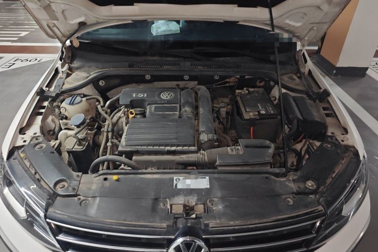 Used Volkswagen Sagitar 2018 280TSI DSG Ignite Edition Engine Bay