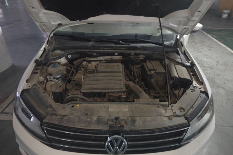 Used Volkswagen Sagitar 2018 1.6L Automatic Comfort Model Engine Bay