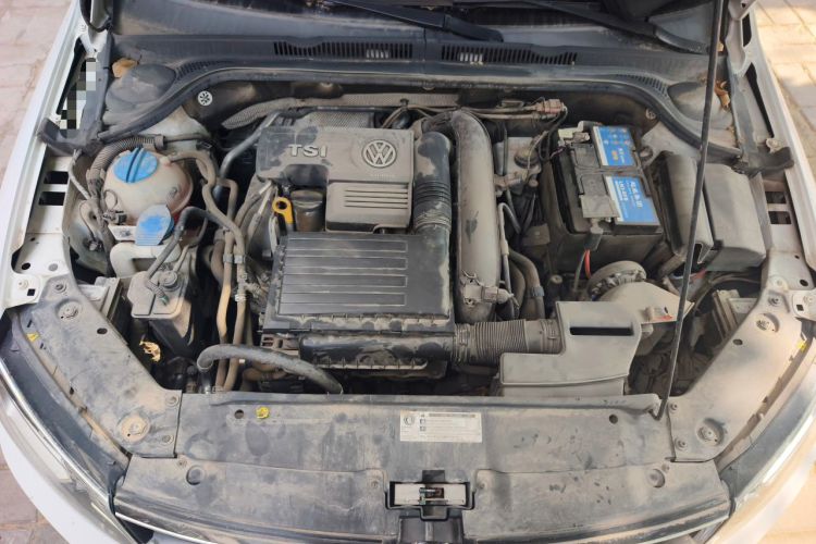 Used Volkswagen Sagitar 2018 280TSI DSG Luxury Model Engine Bay