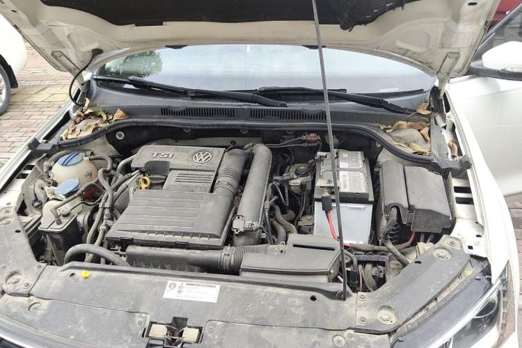 Used Volkswagen Sagitar 2018 280TSI DSG Ignite Edition Engine Bay