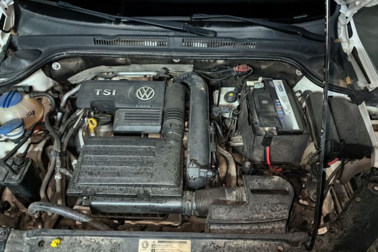 Used Volkswagen Sagitar 2018 180TSI DSG Prestige Edition Engine Bay
