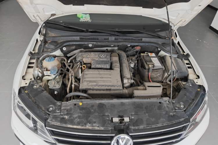 Used Volkswagen Sagitar 2018 280TSI DSG Ignite Edition Engine Bay