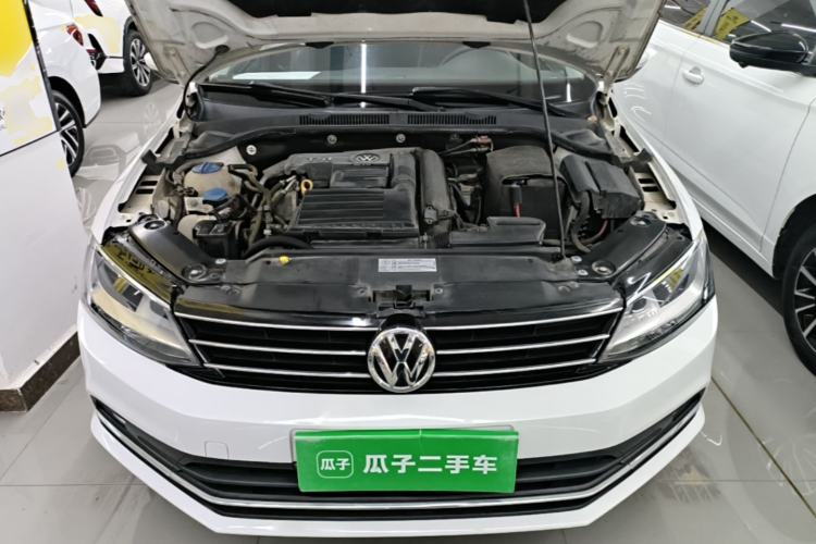 Used Volkswagen Sagitar 2018 280TSI DSG Comfort Model Engine Bay