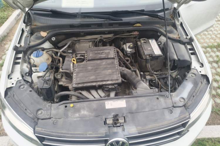 Used Volkswagen Sagitar 2018 1.6L Automatic Comfort Model Engine Bay
