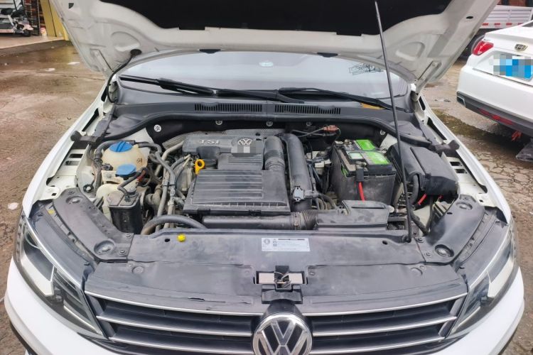 Used Volkswagen Sagitar 2018 280TSI DSG Ignite Edition Engine Bay