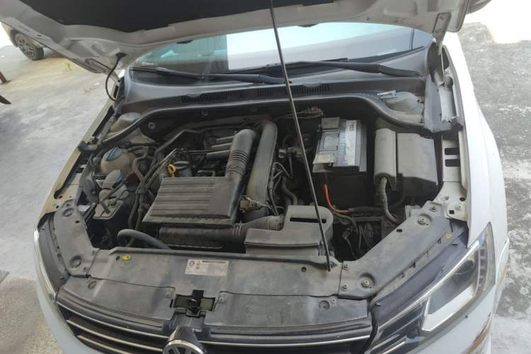 Used Volkswagen Sagitar 2018 280TSI DSG Luxury Model Engine Bay