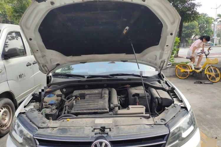 Used Volkswagen Sagitar 2018 280TSI DSG Luxury Model Engine Bay