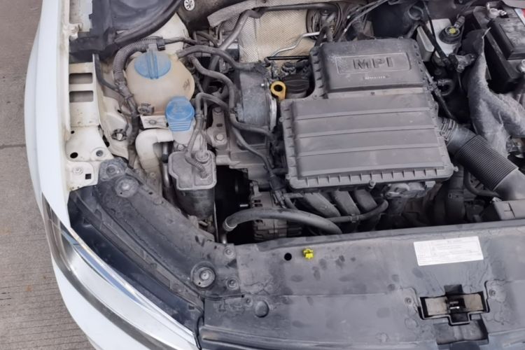 Used Volkswagen Sagitar 2018 1.6L Automatic Comfort Model Engine Bay Right