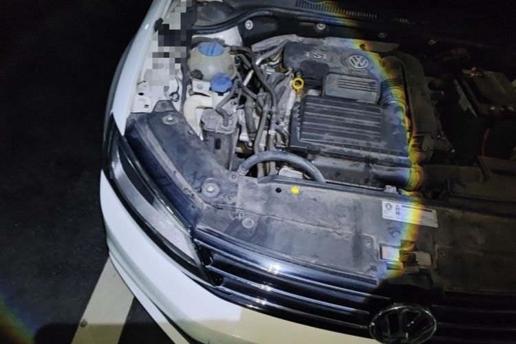 Used Volkswagen Sagitar 2018 180TSI DSG Prestige Edition Engine Bay Right