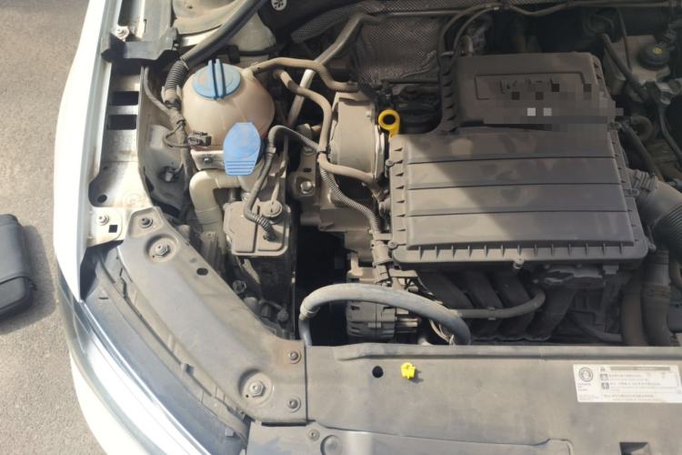 Used Volkswagen Sagitar 2018 1.6L Automatic Comfort Model Engine Bay Right