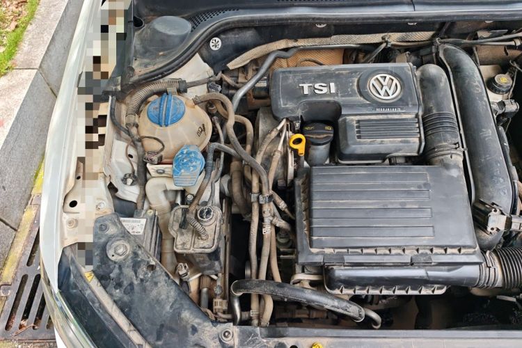 Used Volkswagen Sagitar 2018 280TSI DSG Ignite Edition Engine Bay Right