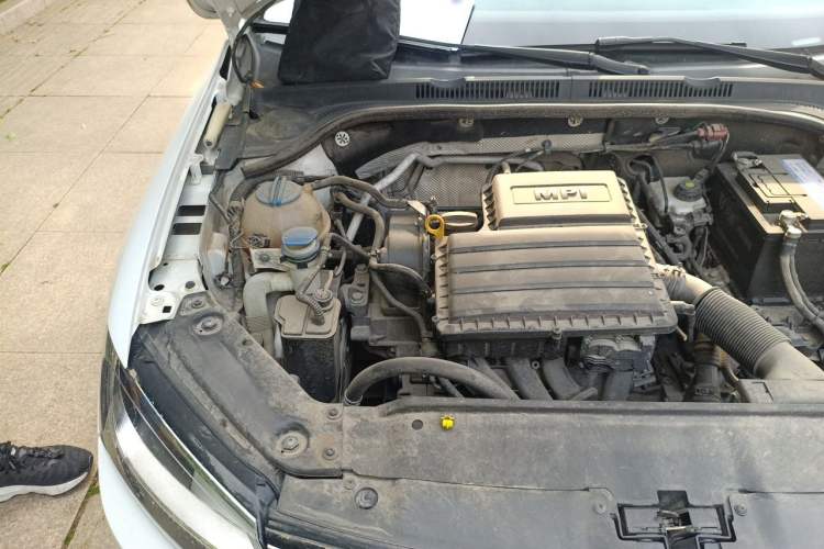Used Volkswagen Sagitar 2018 1.6L Automatic Comfort Model Engine Bay Right